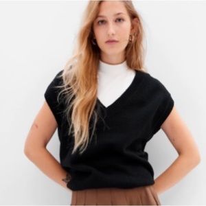GAP Sweater Vest